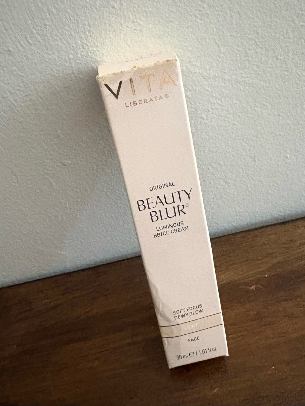 Beauty Blur Luminous BB/CC Cream - Light (Cream) New Vita Liberata